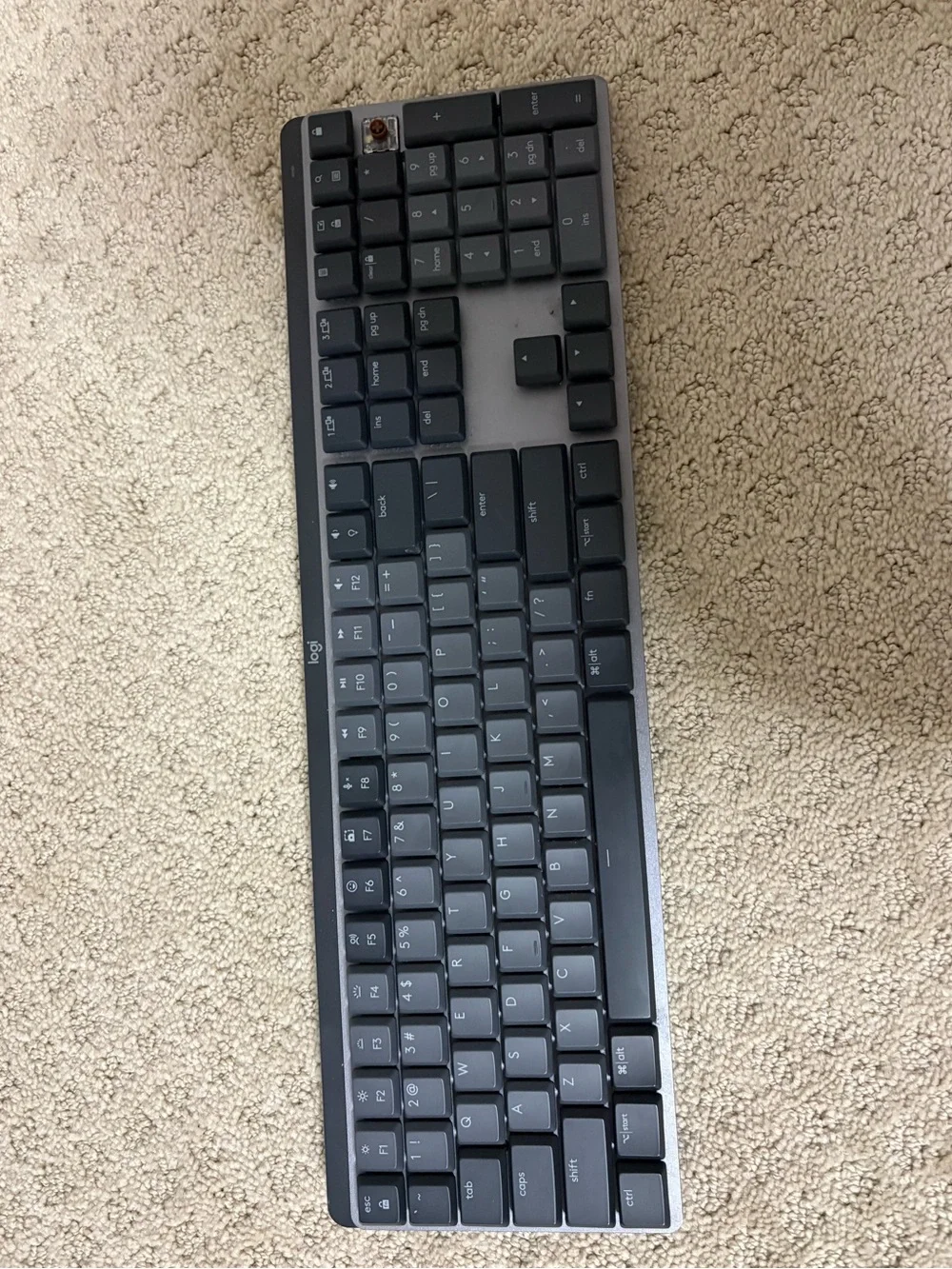Logi Master MX Mechanical Full Sized Wireless Illuminated Performance Keyboard
